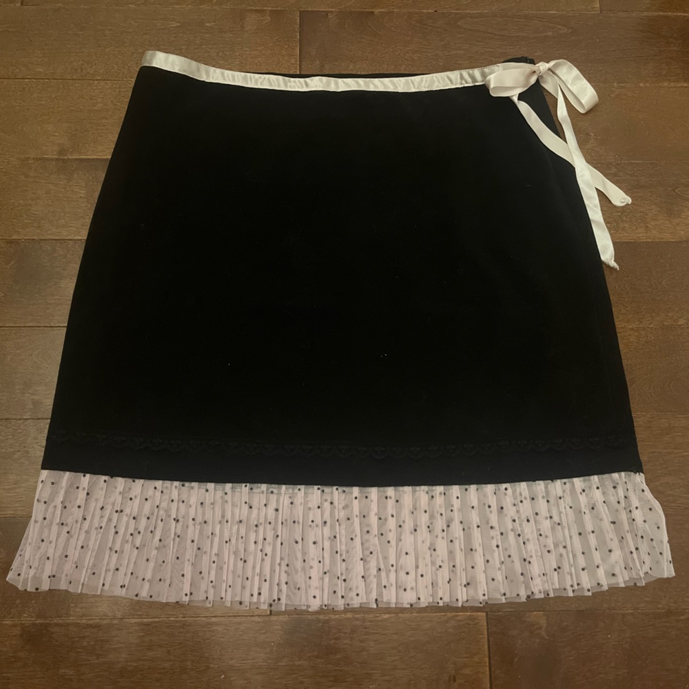 vintage 90’s coquette skirt